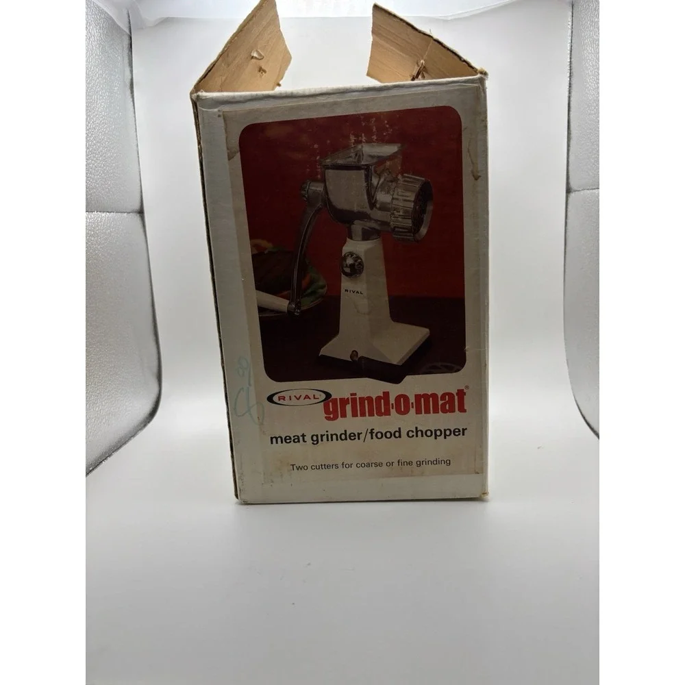 Rival Grind-o-Mat 303 VTG Meat‎ Grinder Food Chopper Grind-O-Matic White In Box